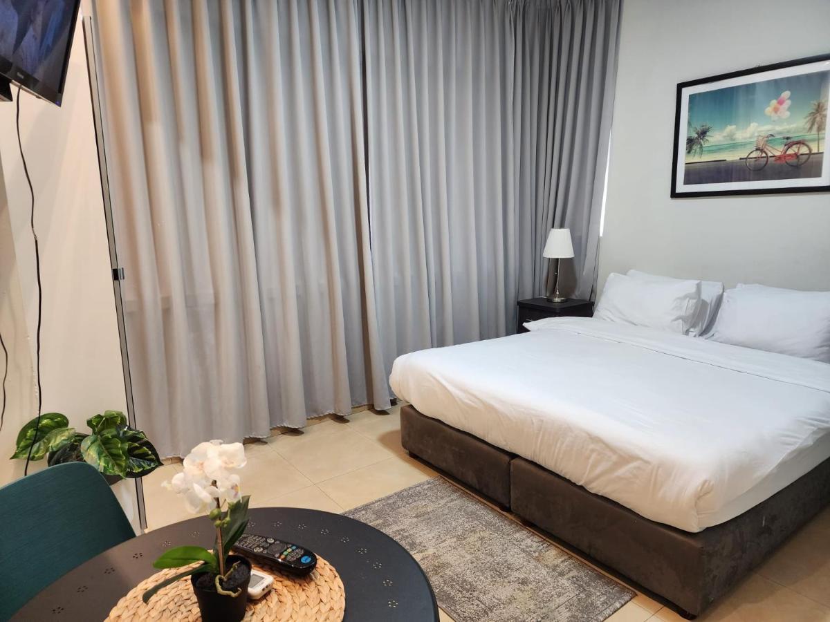 H7 Tlv Hotel Tel Aviv Exterior photo